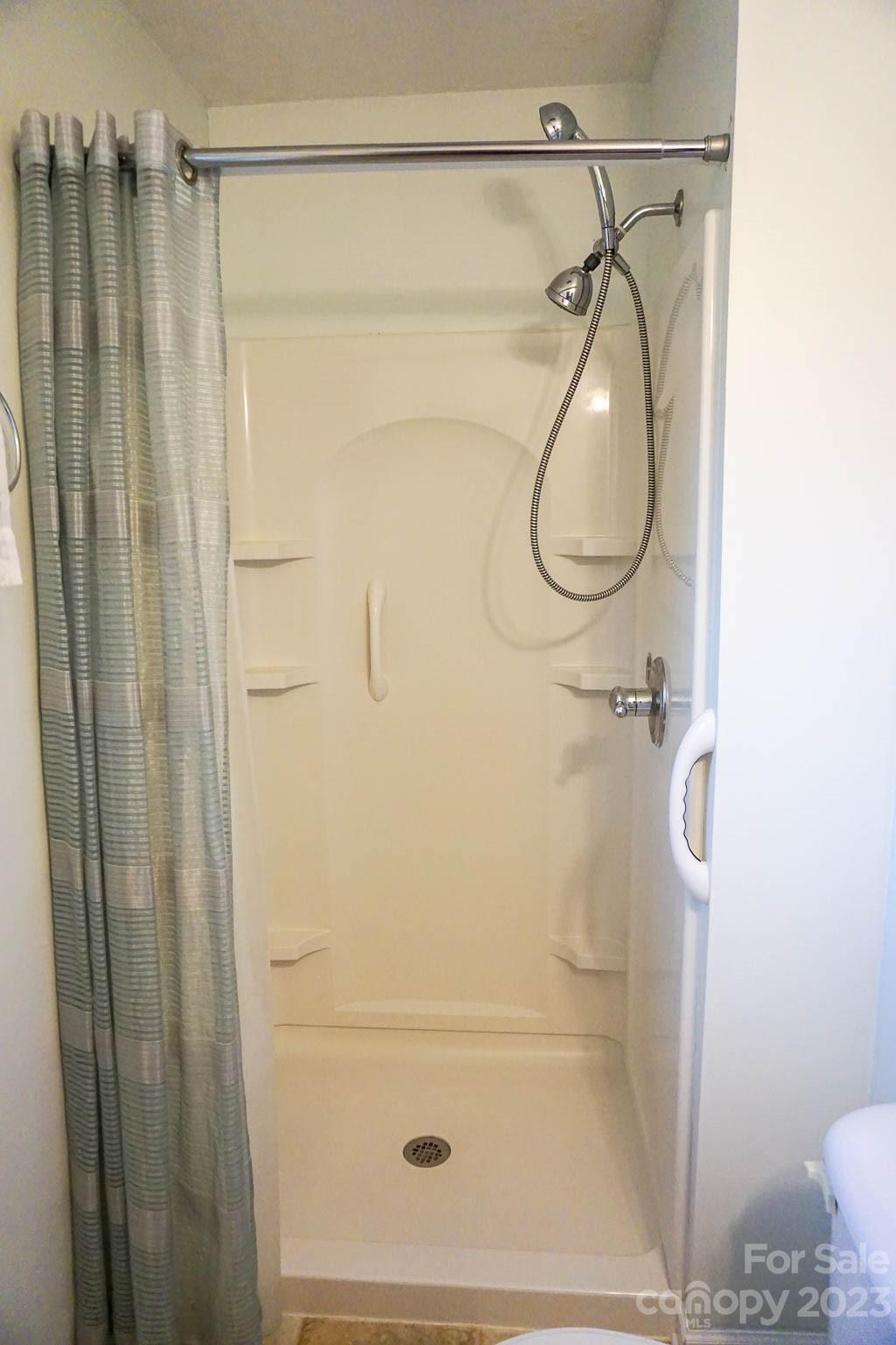 1444 Hardwood Circle