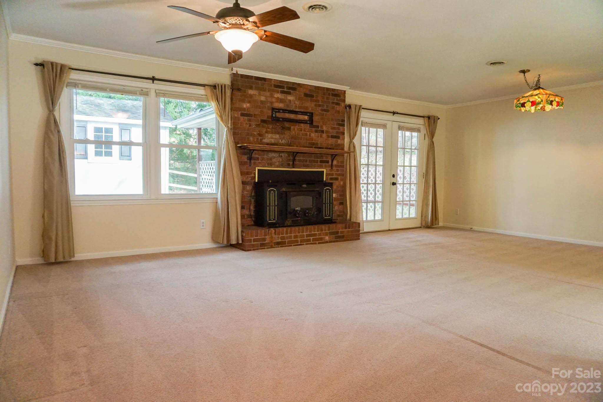 1444 Hardwood Circle