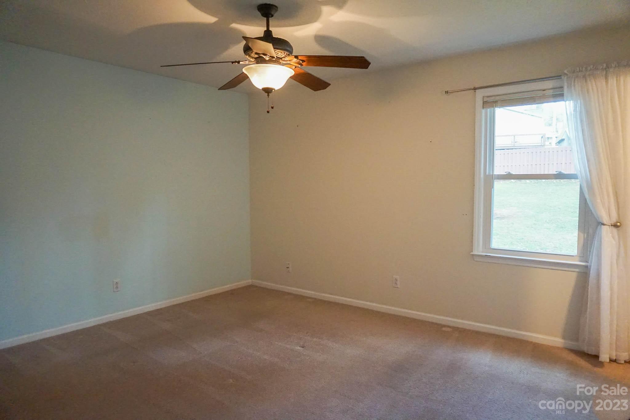 1444 Hardwood Circle