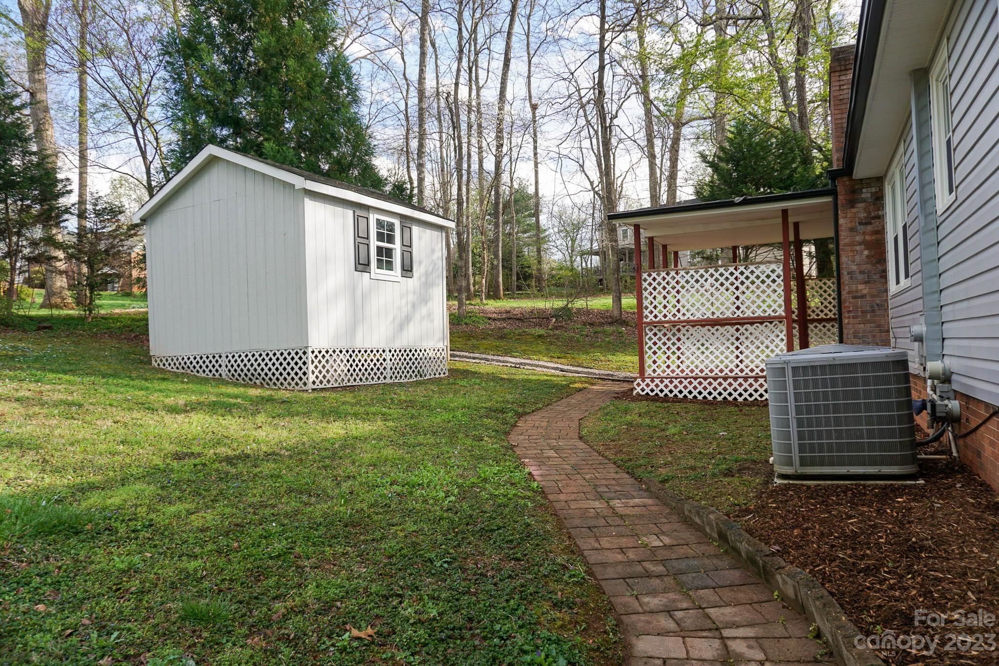 1444 Hardwood Circle