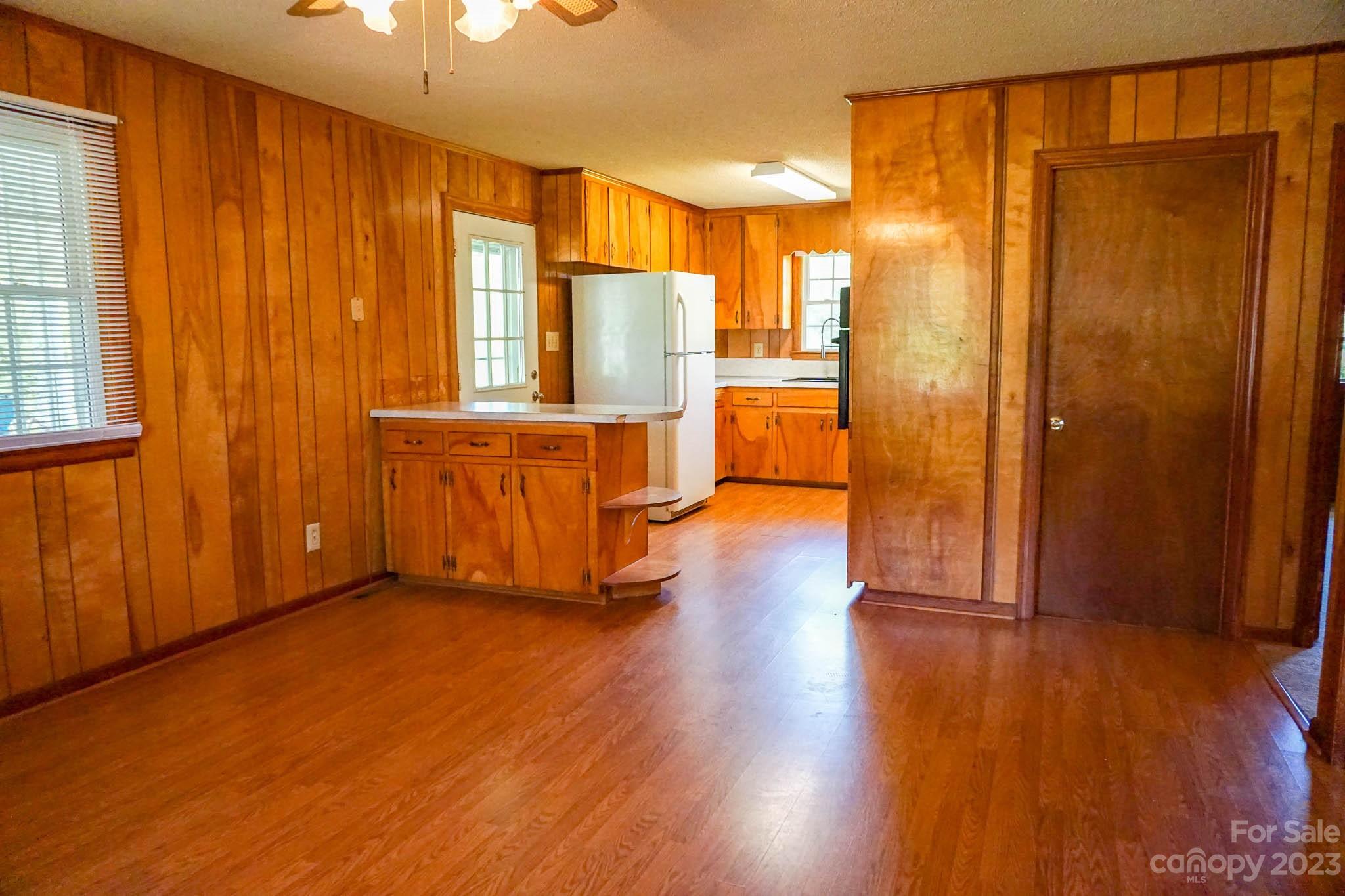 4407 E NC 10 Highway