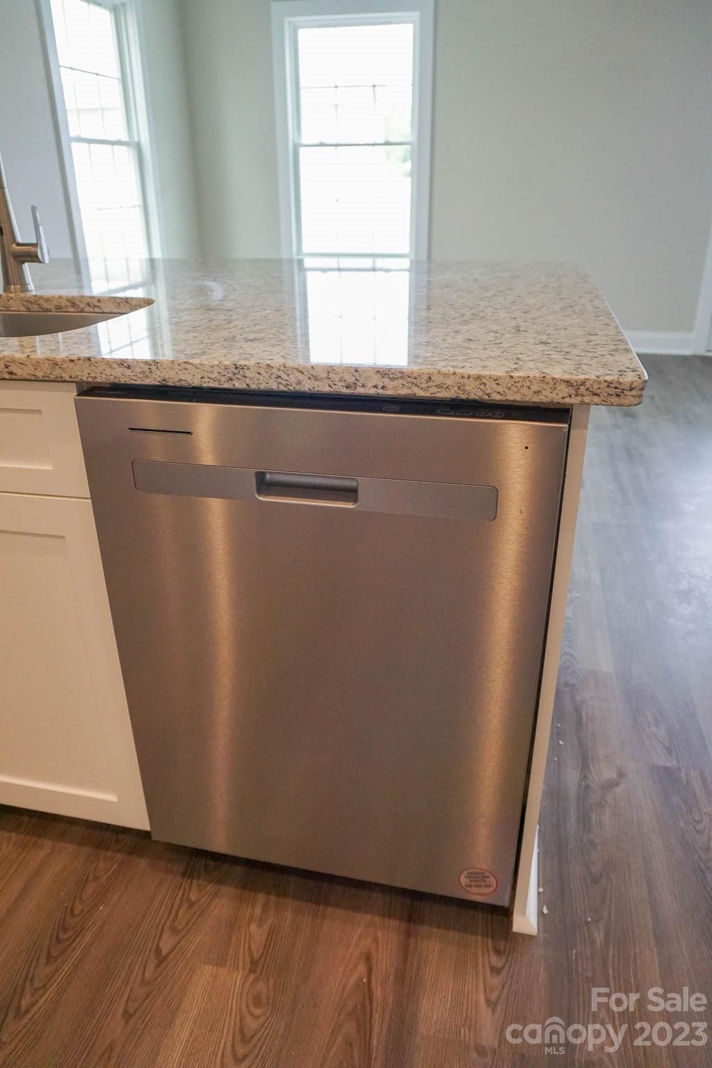 2530 Snow Creek Road NE