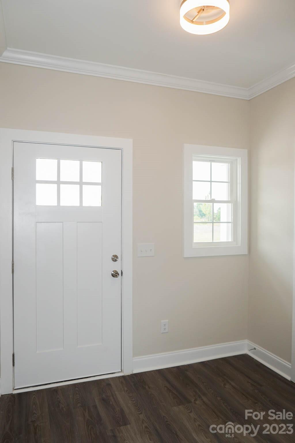 2530 Snow Creek Road NE