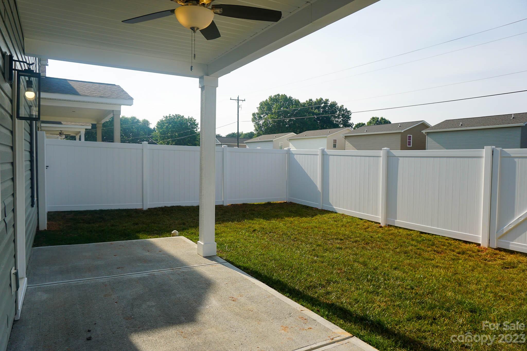 2530 Snow Creek Road NE