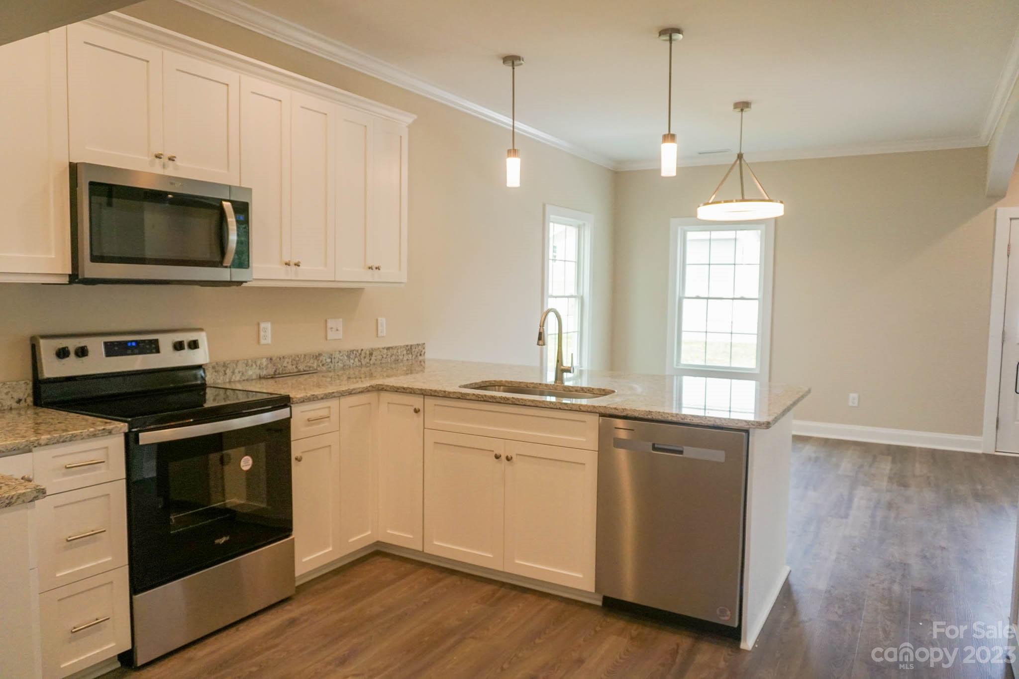 2530 Snow Creek Road NE