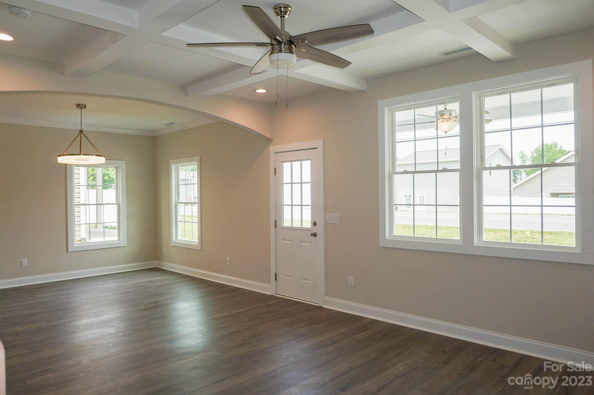 2530 Snow Creek Road NE