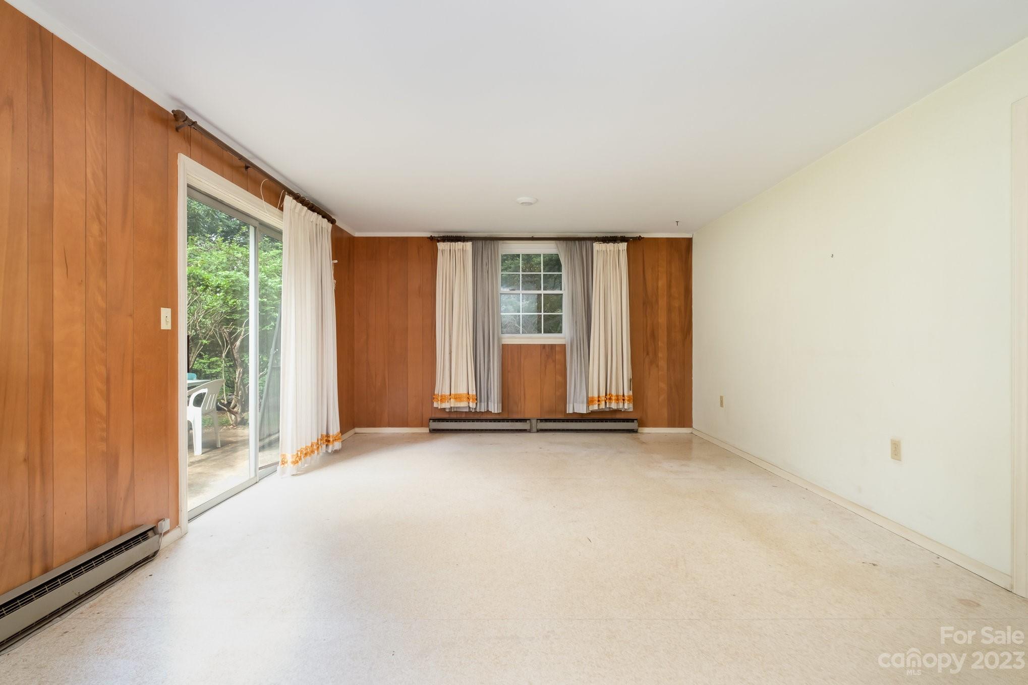 661 6th Avenue Place NW