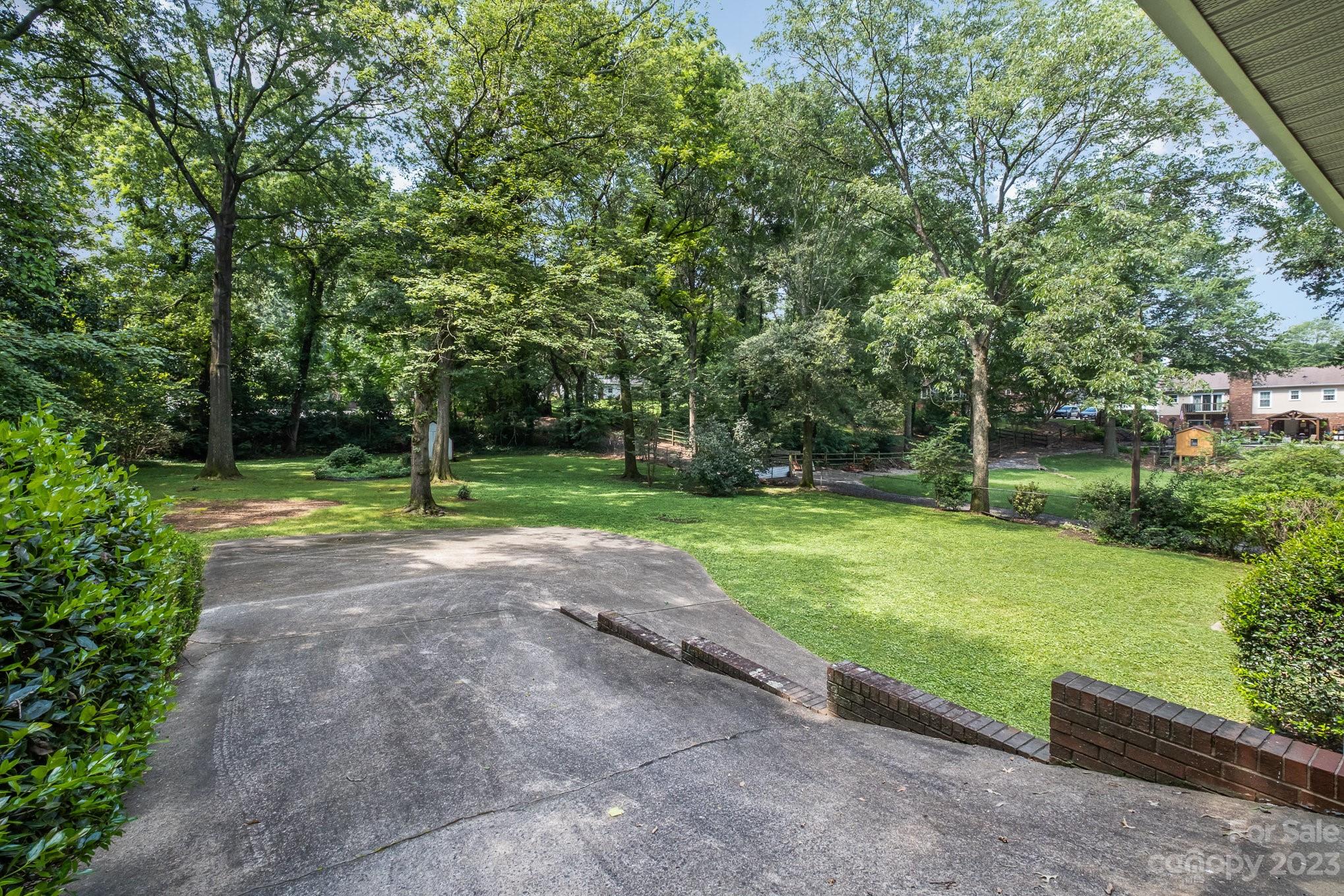 661 6th Avenue Place NW