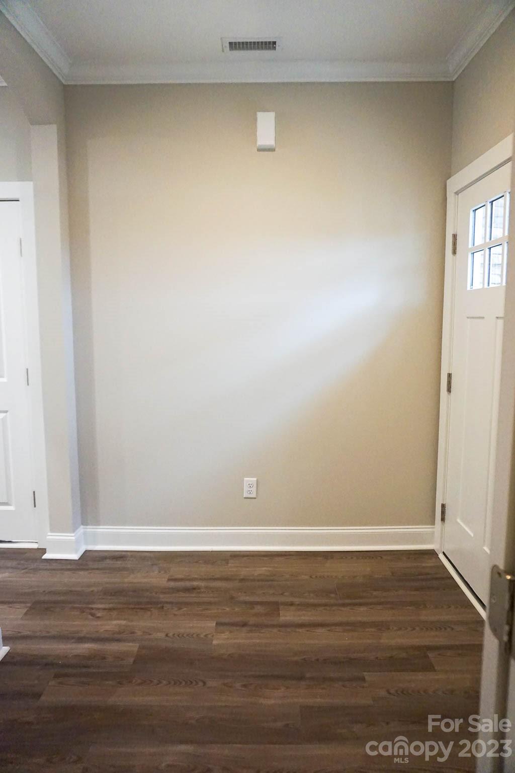 2526 Snow Creek Road NE