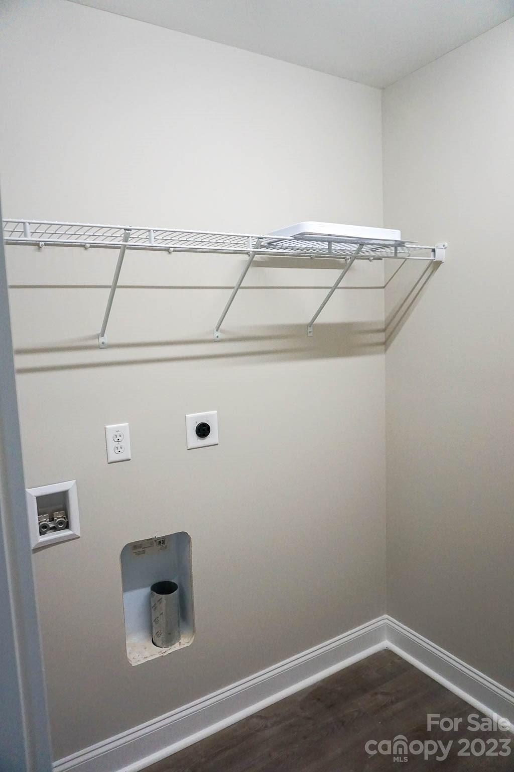 2526 Snow Creek Road NE