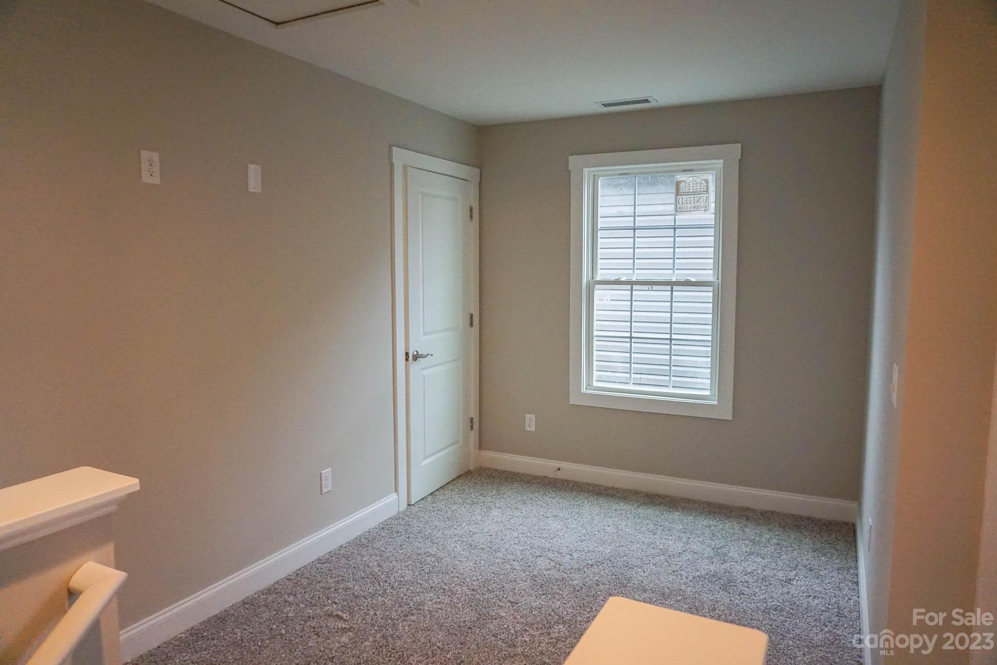 2526 Snow Creek Road NE