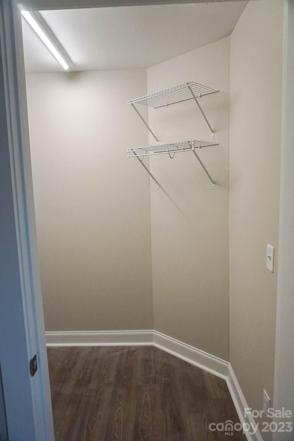 2526 Snow Creek Road NE