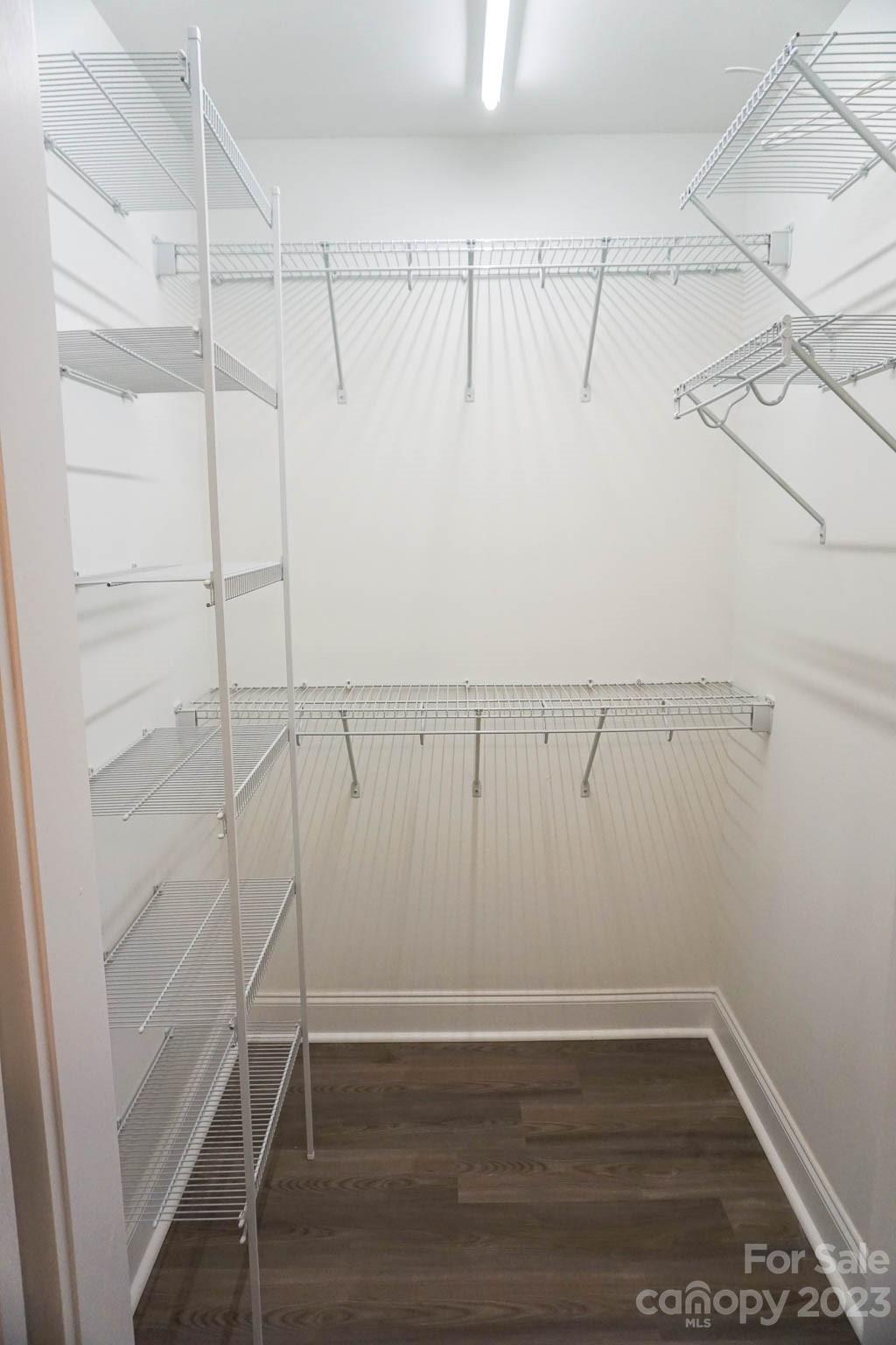 2526 Snow Creek Road NE