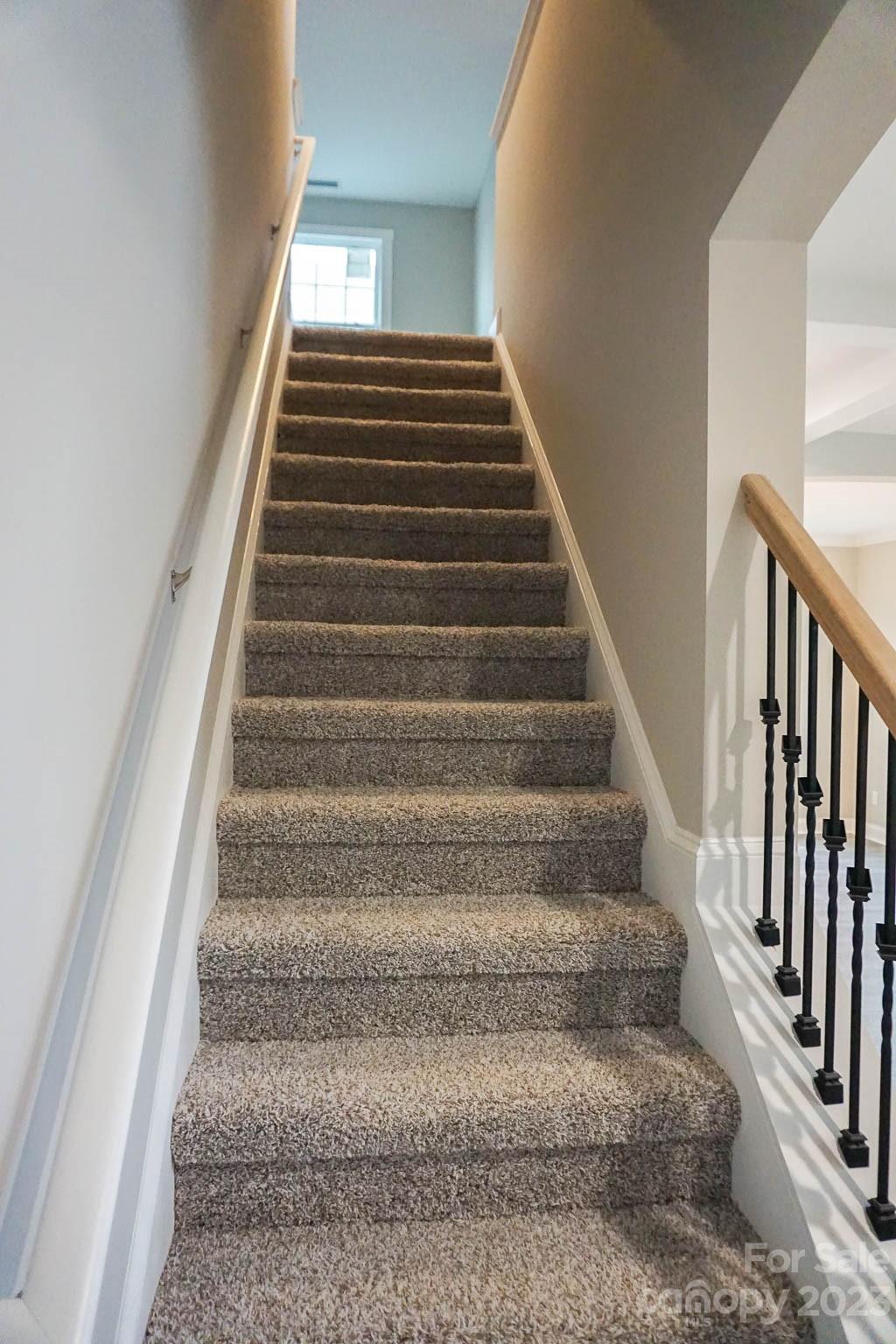 2526 Snow Creek Road NE