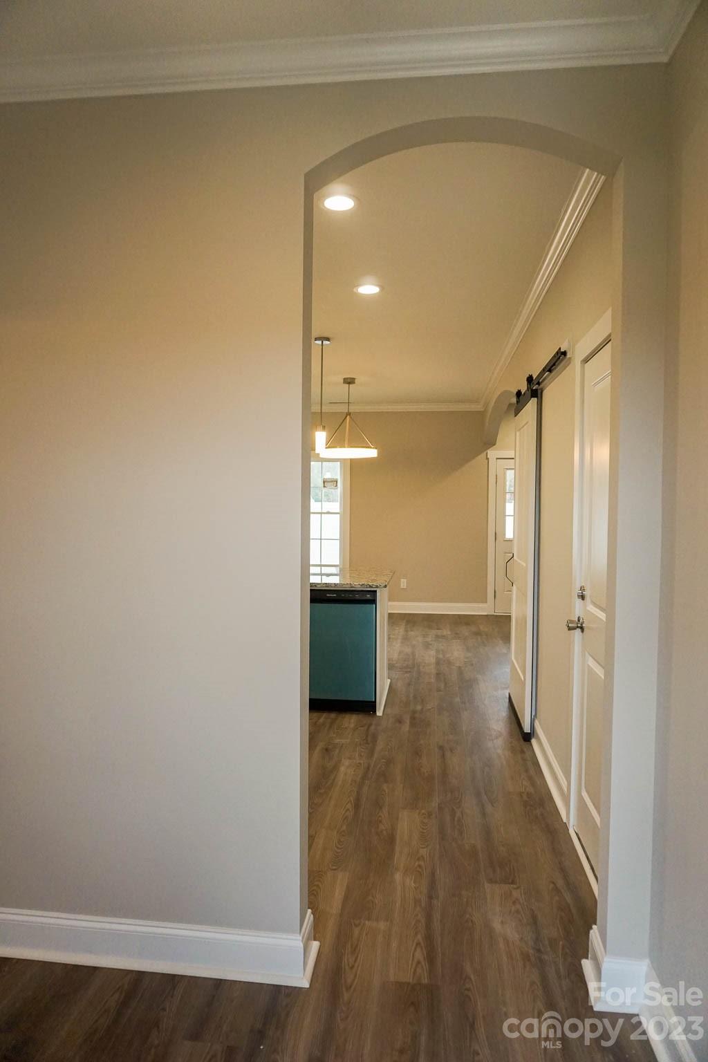 2526 Snow Creek Road NE