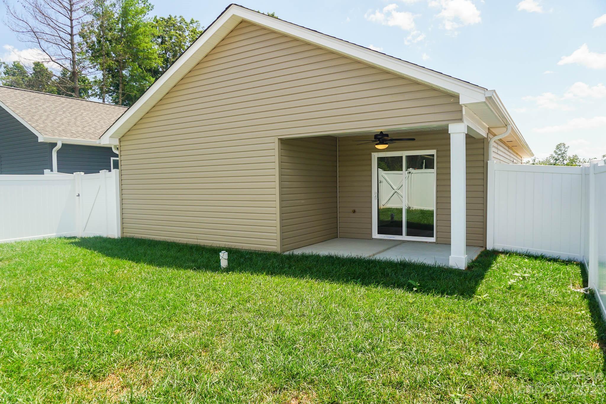 2550 Snow Creek Road NE