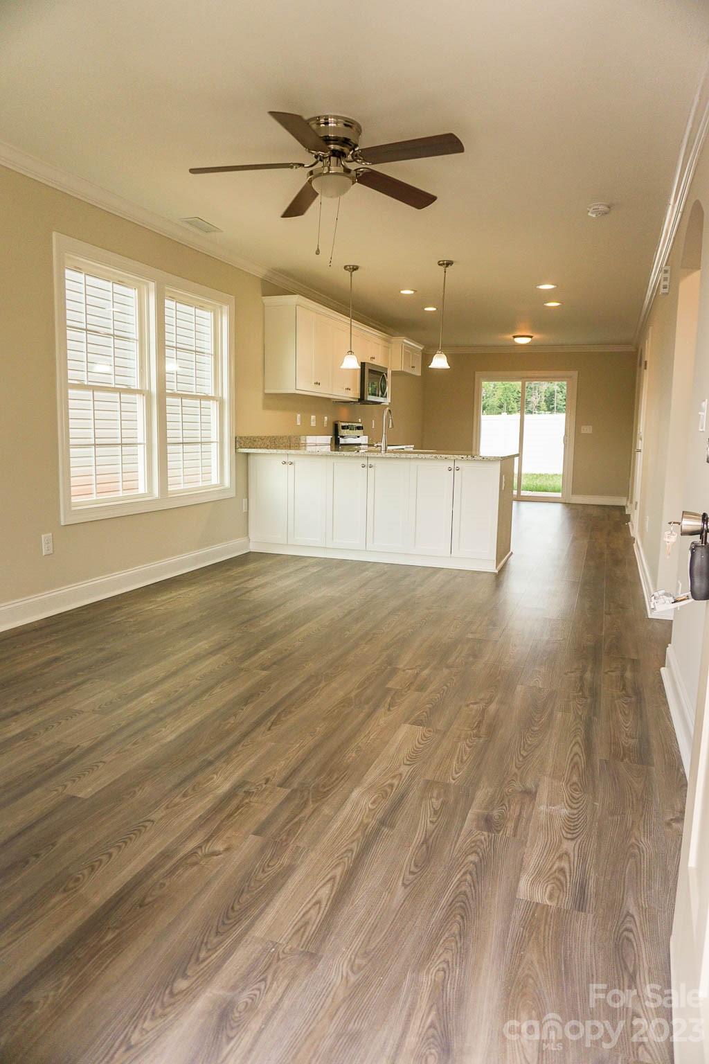 2550 Snow Creek Road NE