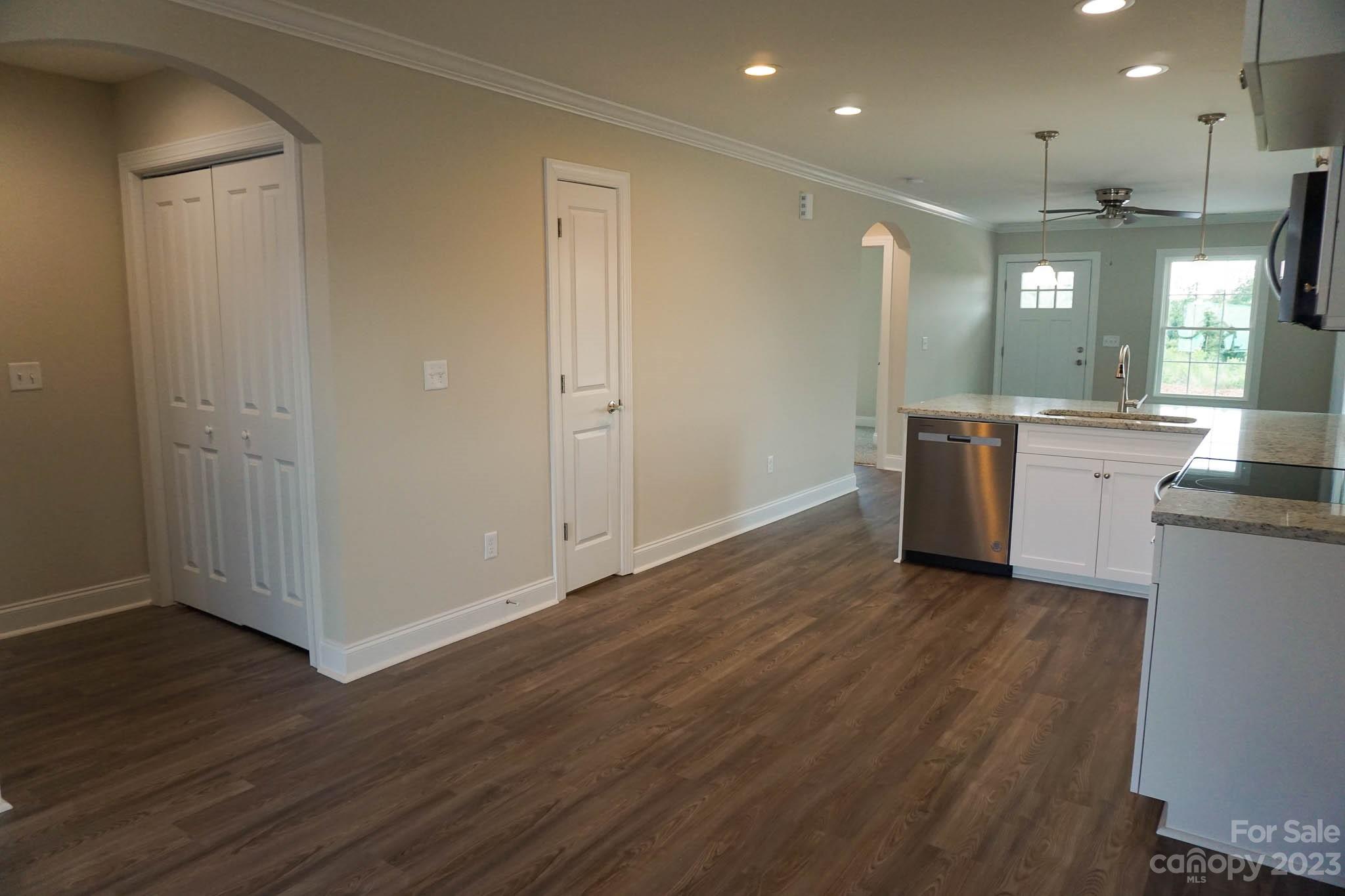 2550 Snow Creek Road NE