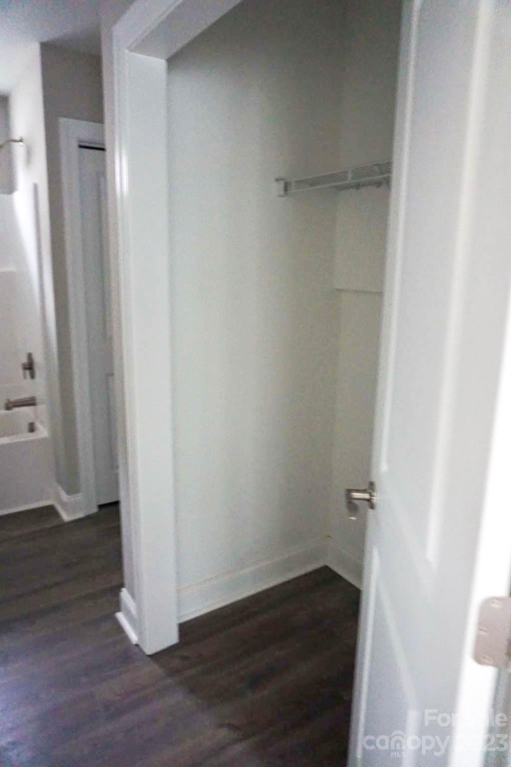 2537 Snow Creek Road NE