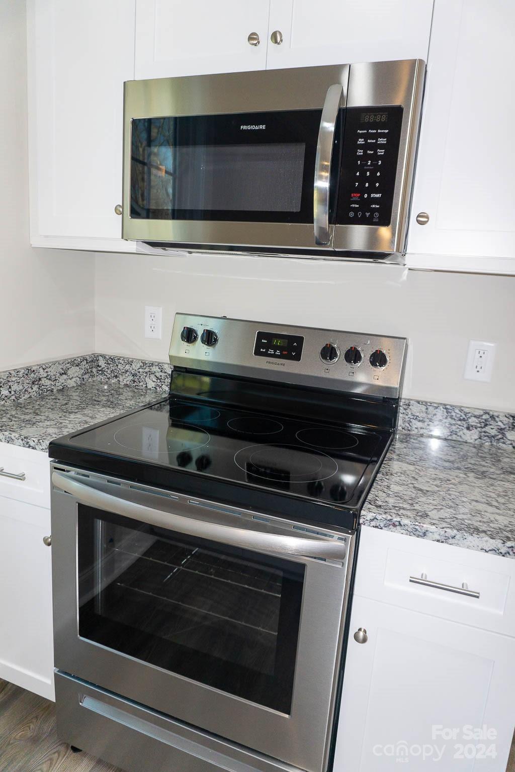 2553 Snow Creek Road NE