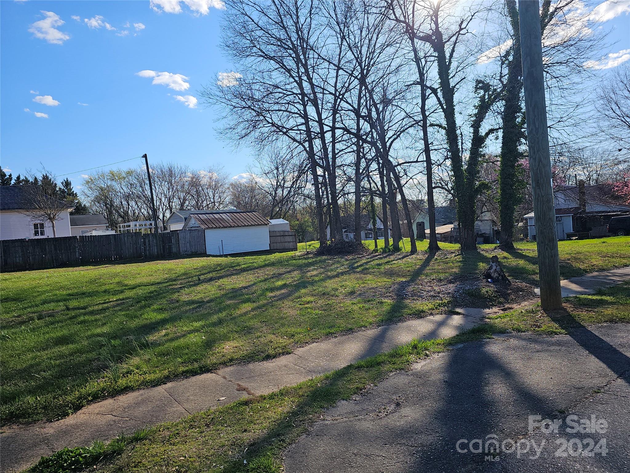 4 14th Street SE Unit: 33