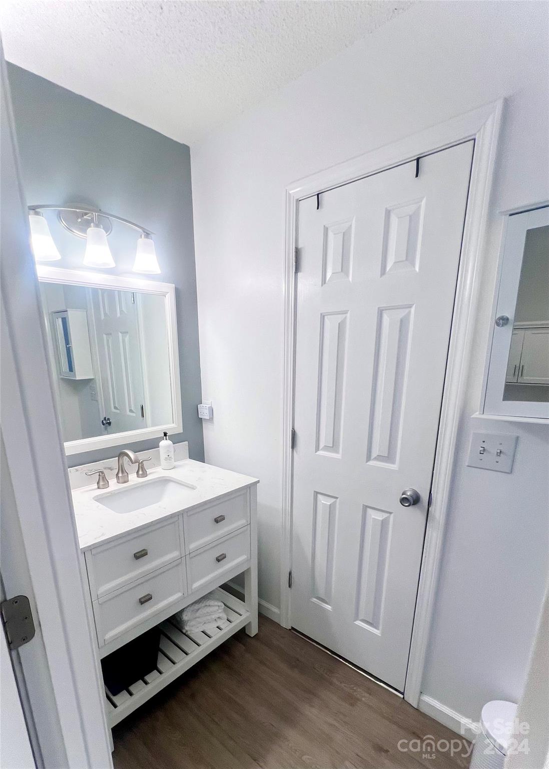 3261 White Oak Court Unit: J3