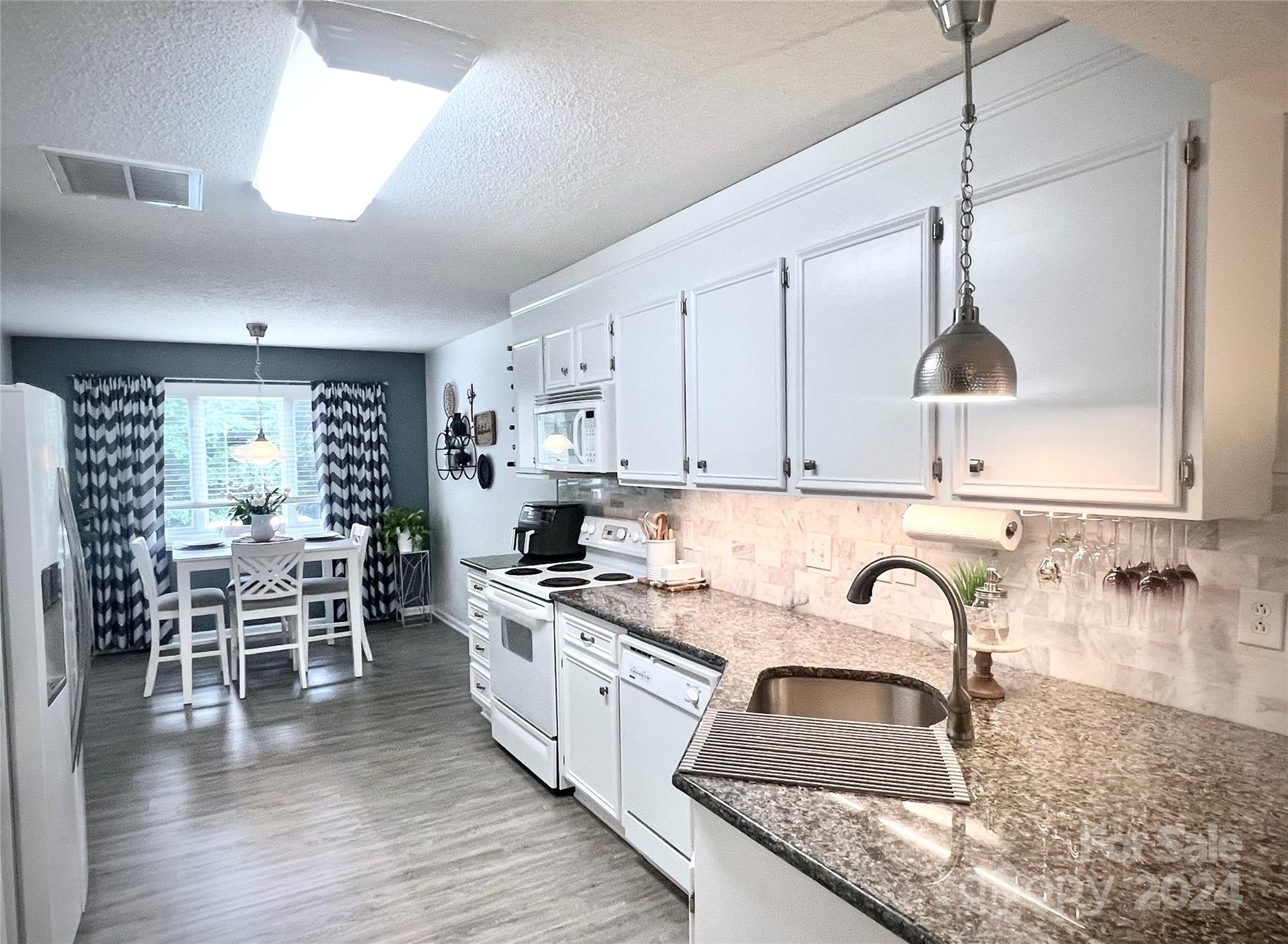 3261 White Oak Court Unit: J3