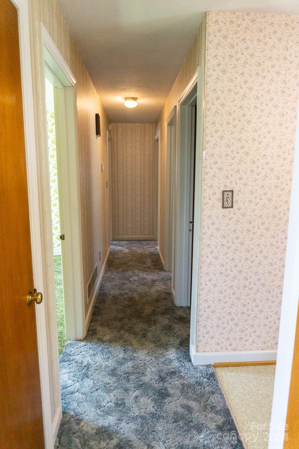 215 & 227 29th Avenue NE