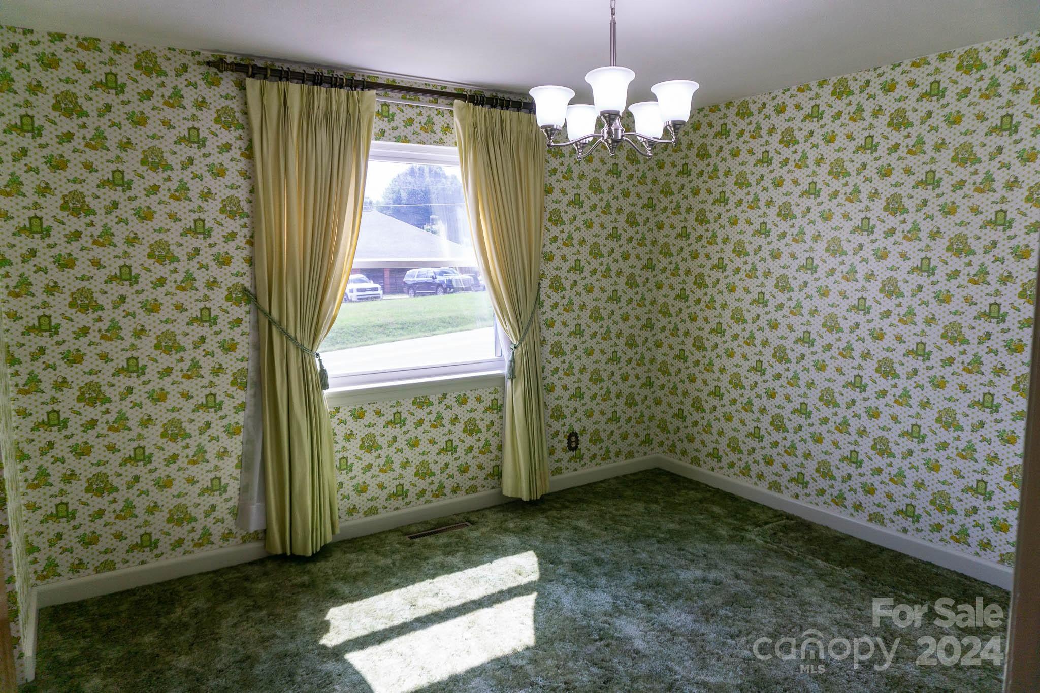 215 & 227 29th Avenue NE