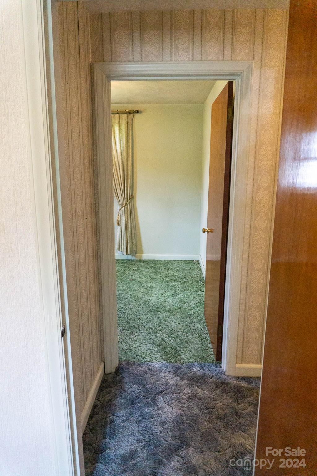 215 & 227 29th Avenue NE