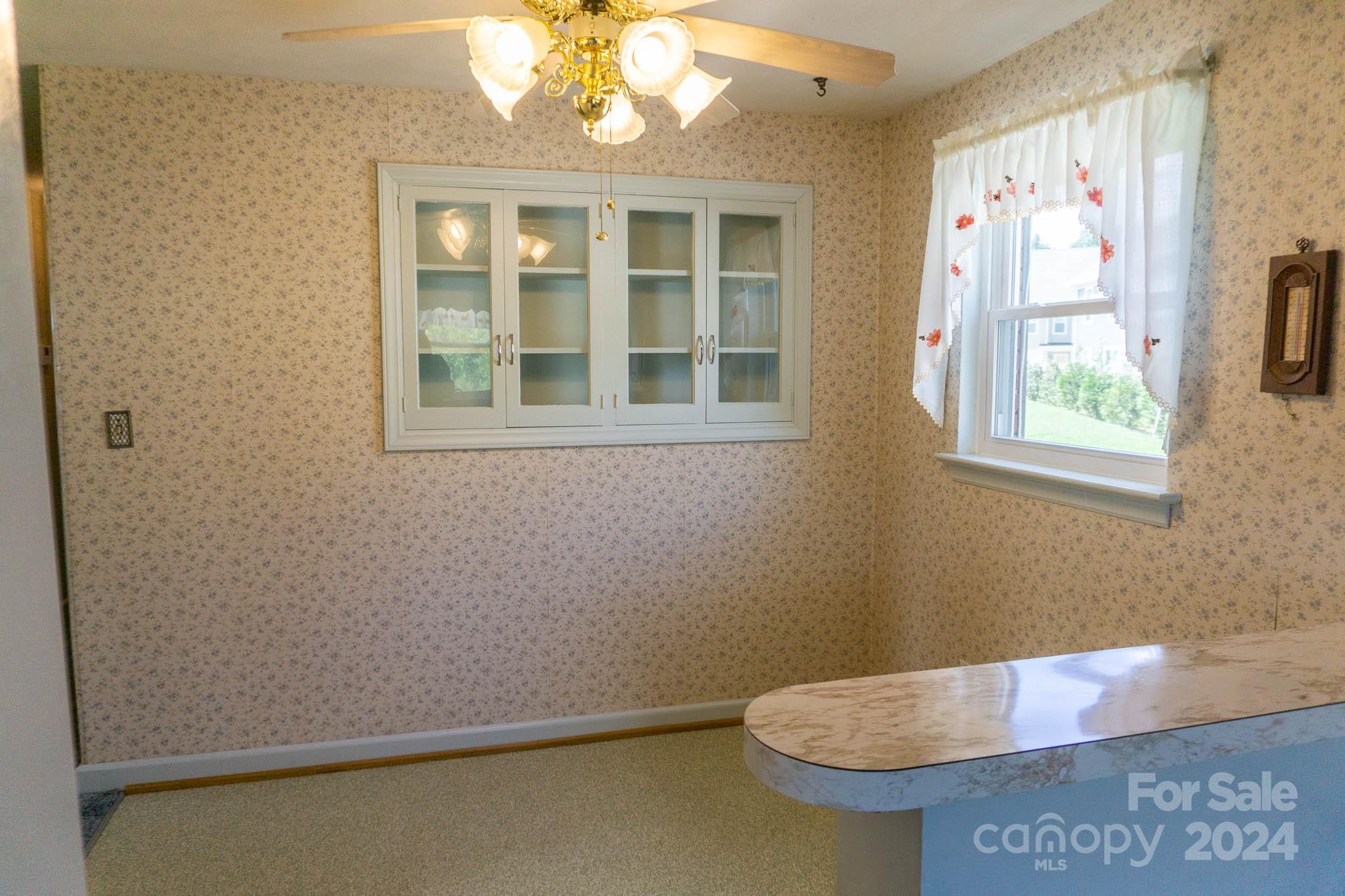 215 & 227 29th Avenue NE