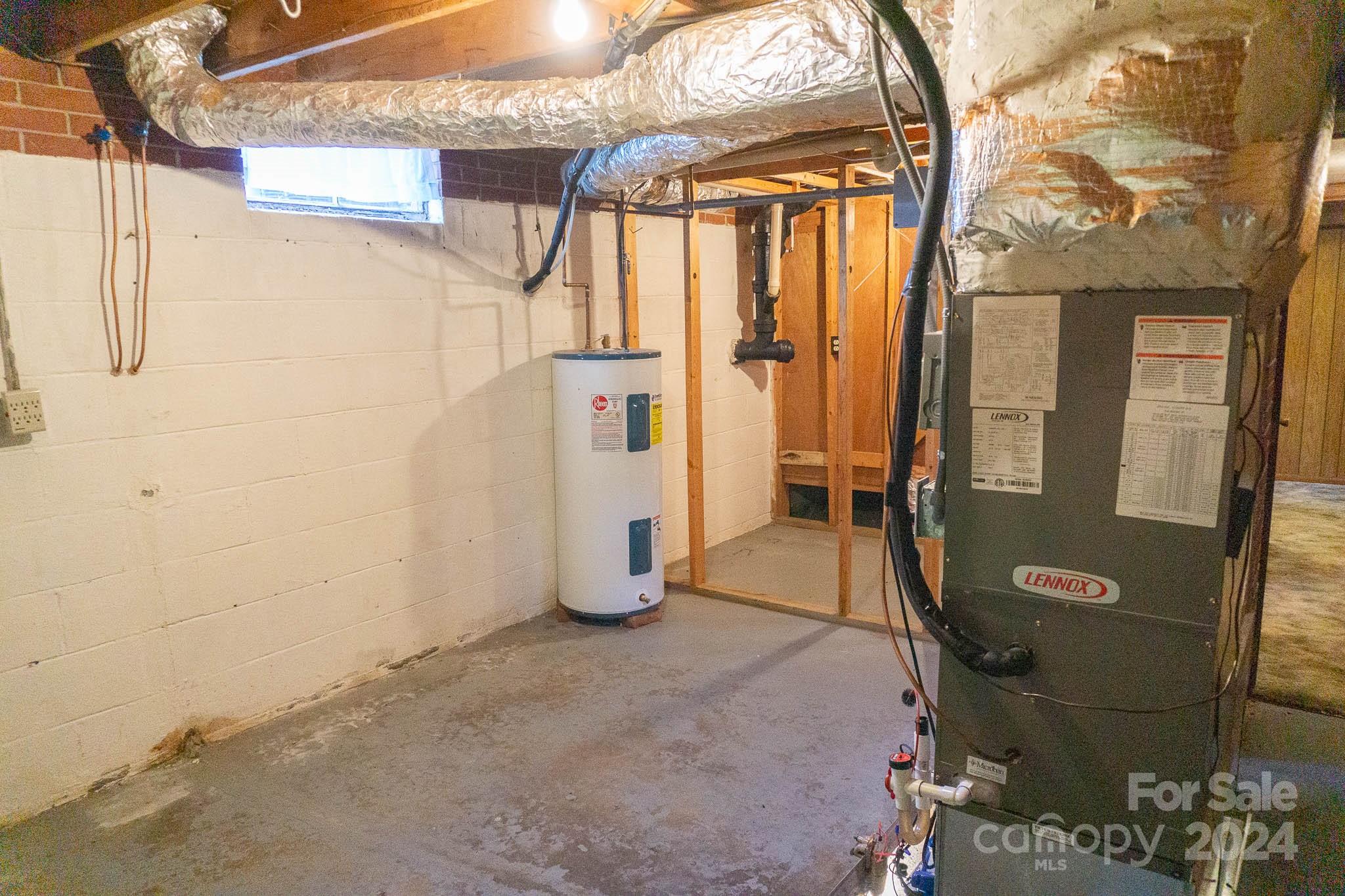 215 & 227 29th Avenue NE