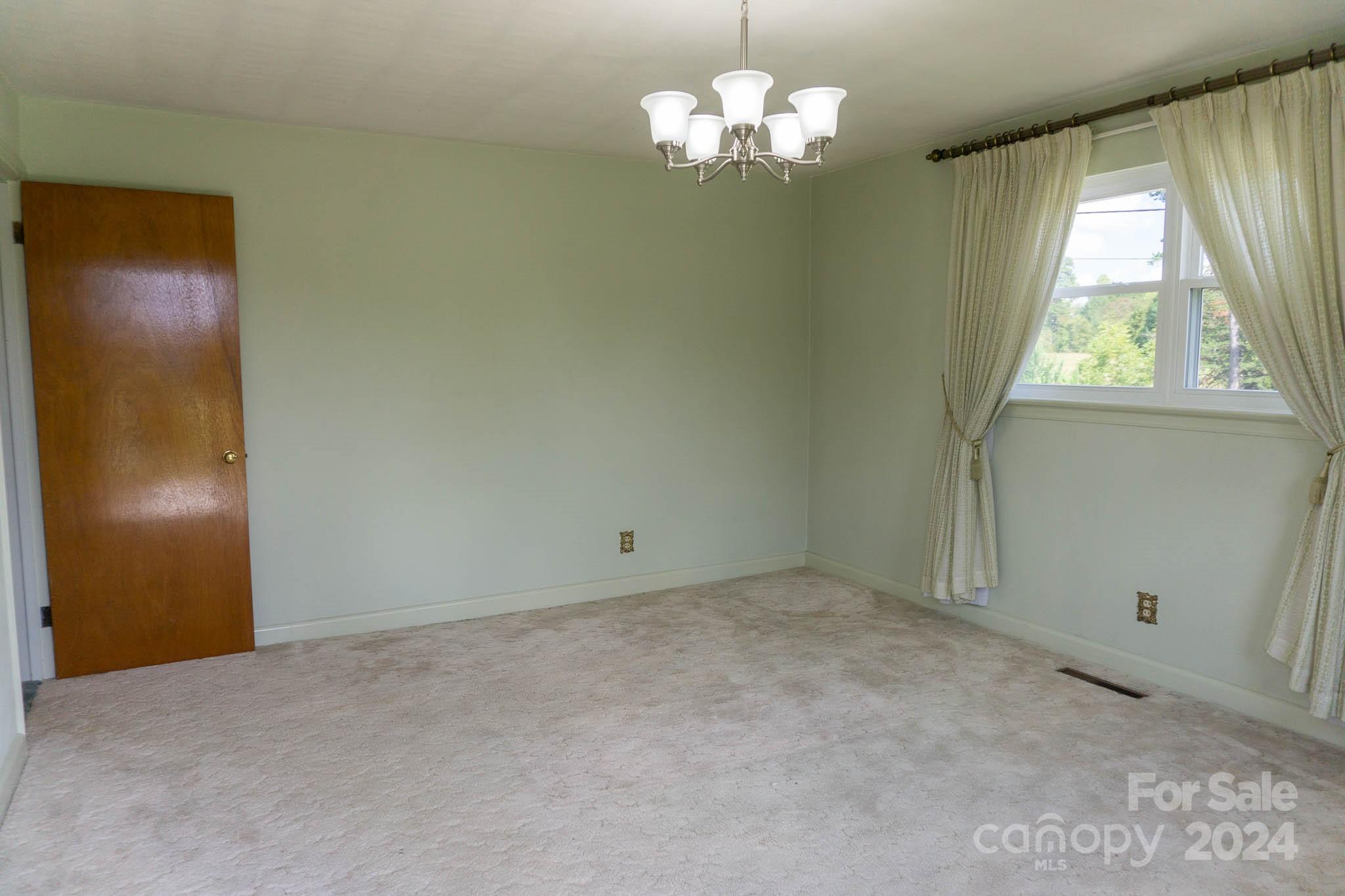 215 & 227 29th Avenue NE