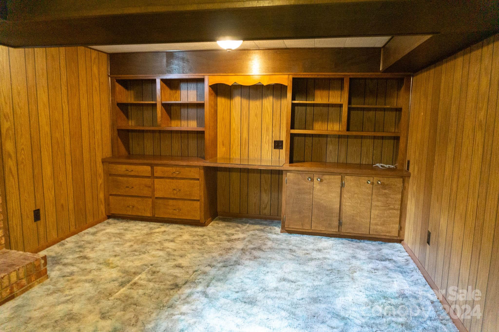 215 & 227 29th Avenue NE