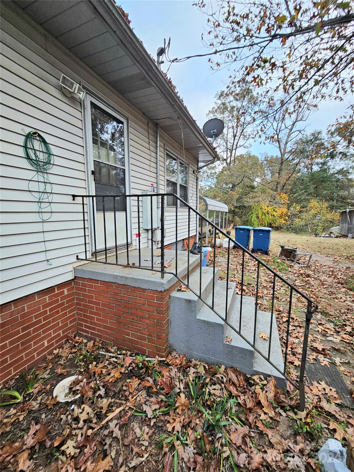 2990 Rocky Ford Road