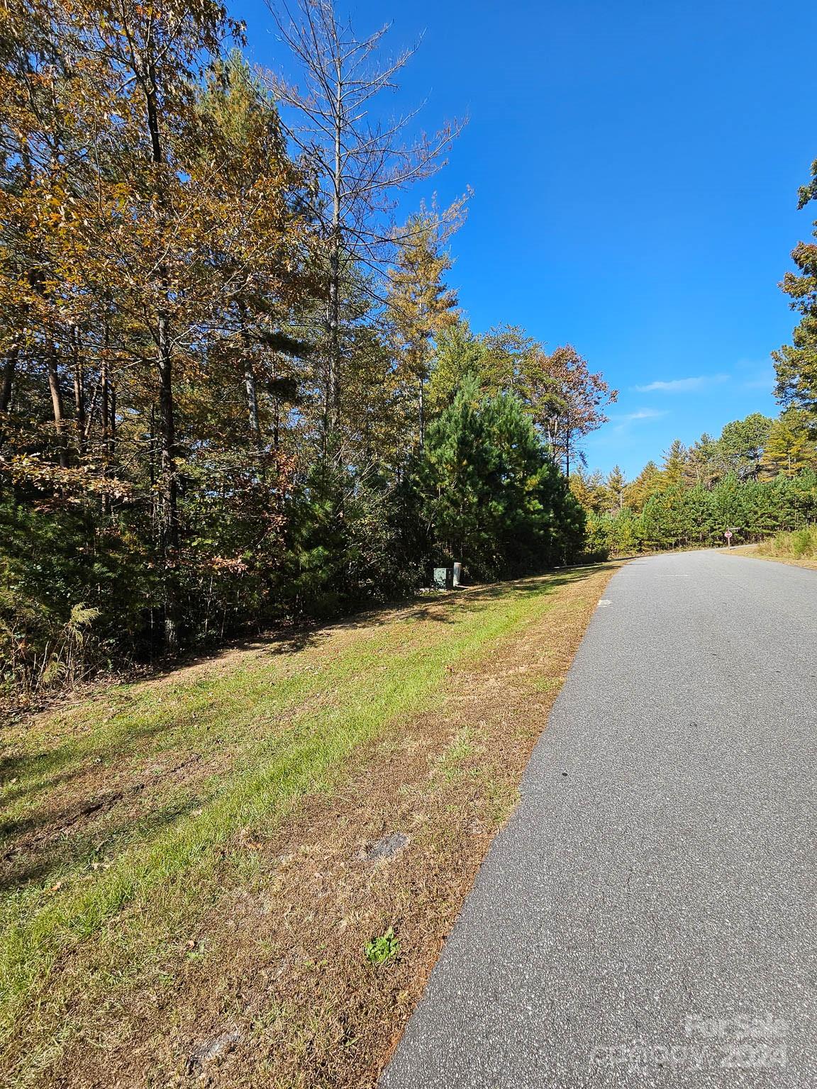 3060 Peninsula Pointe Drive NW Unit: 114