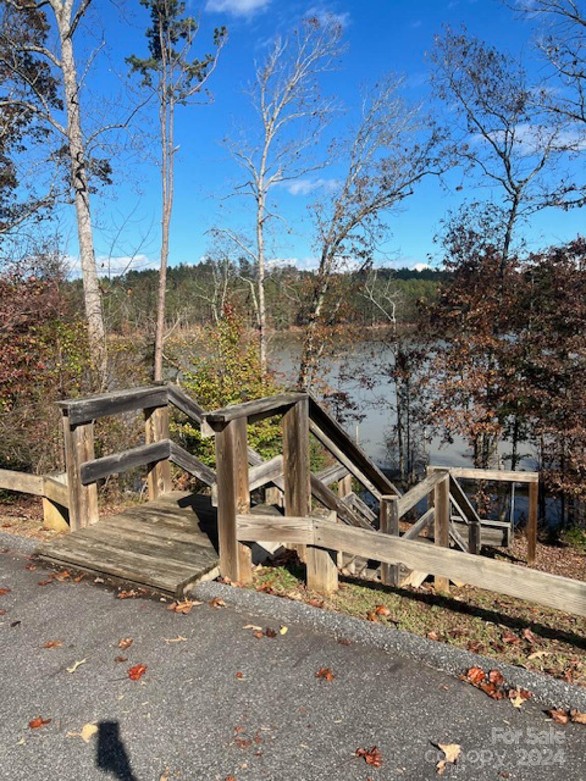 3060 Peninsula Pointe Drive NW Unit: 114