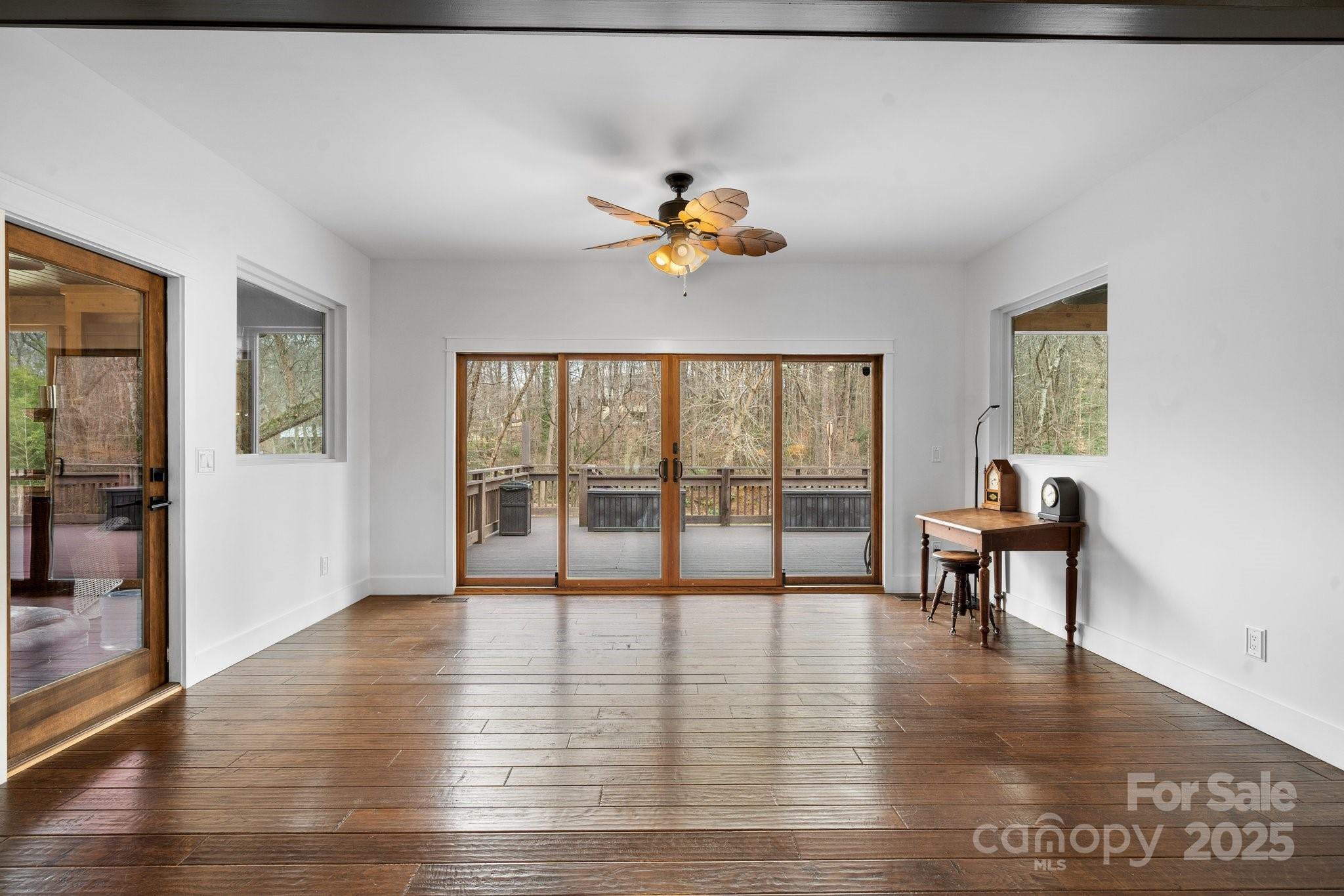 406 Third Avenue NE