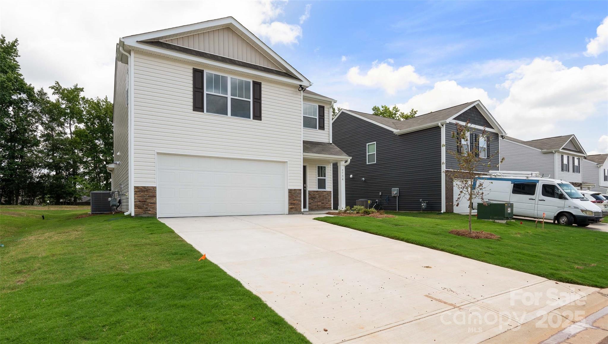 1005 20th Avenue Loop SE