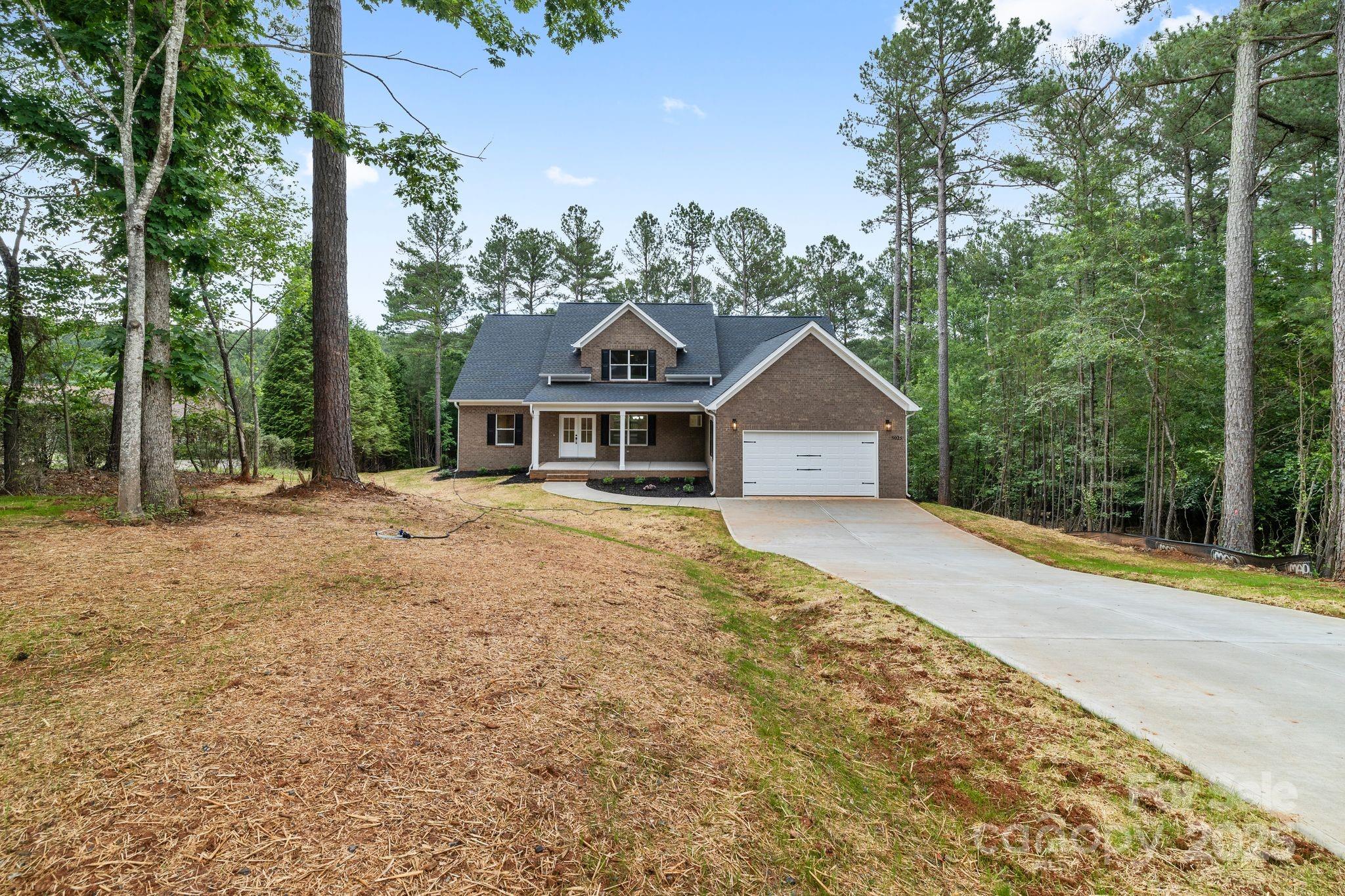 5025 Harbor View Drive E