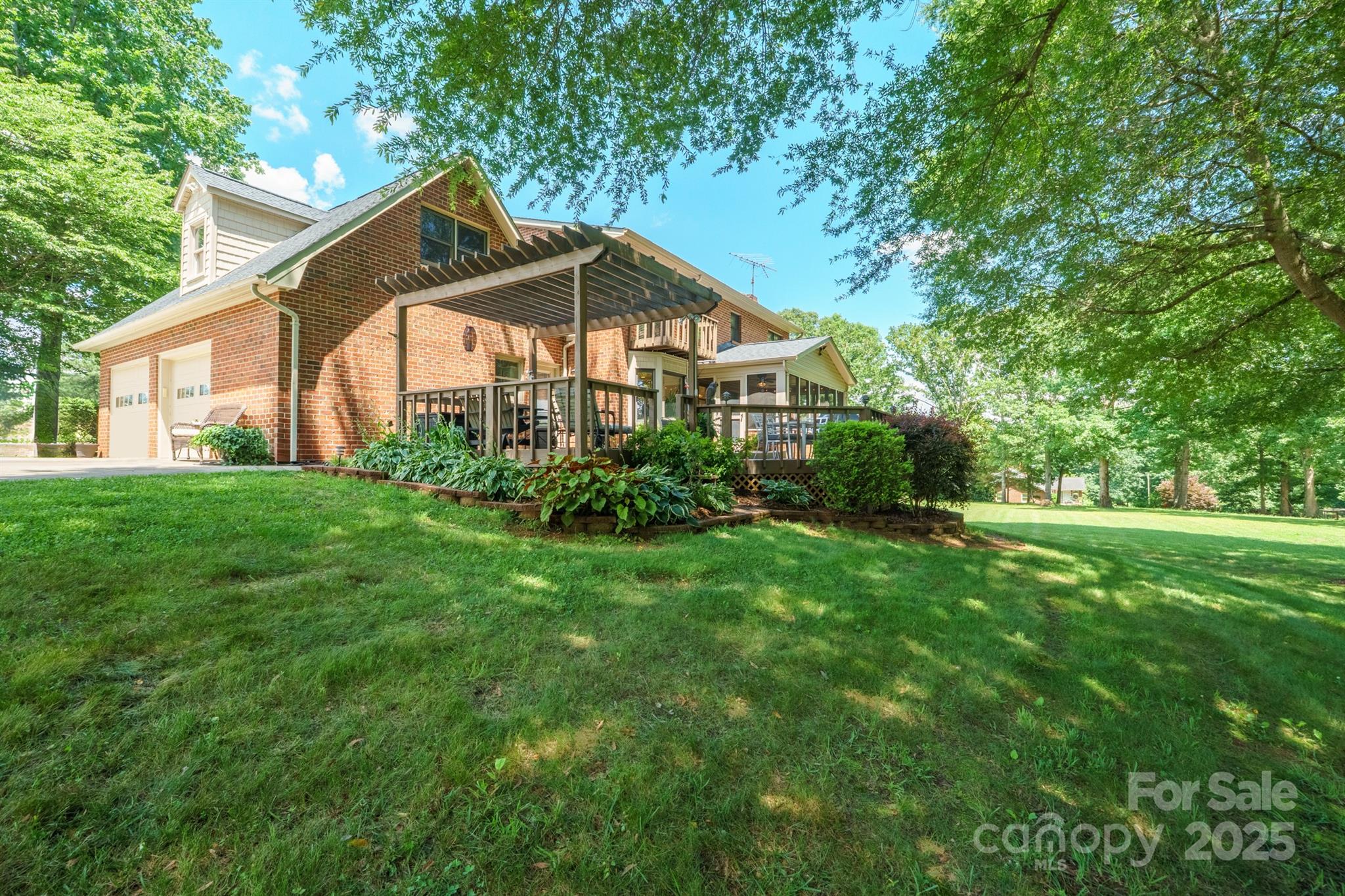 5567 Quail Creek Drive