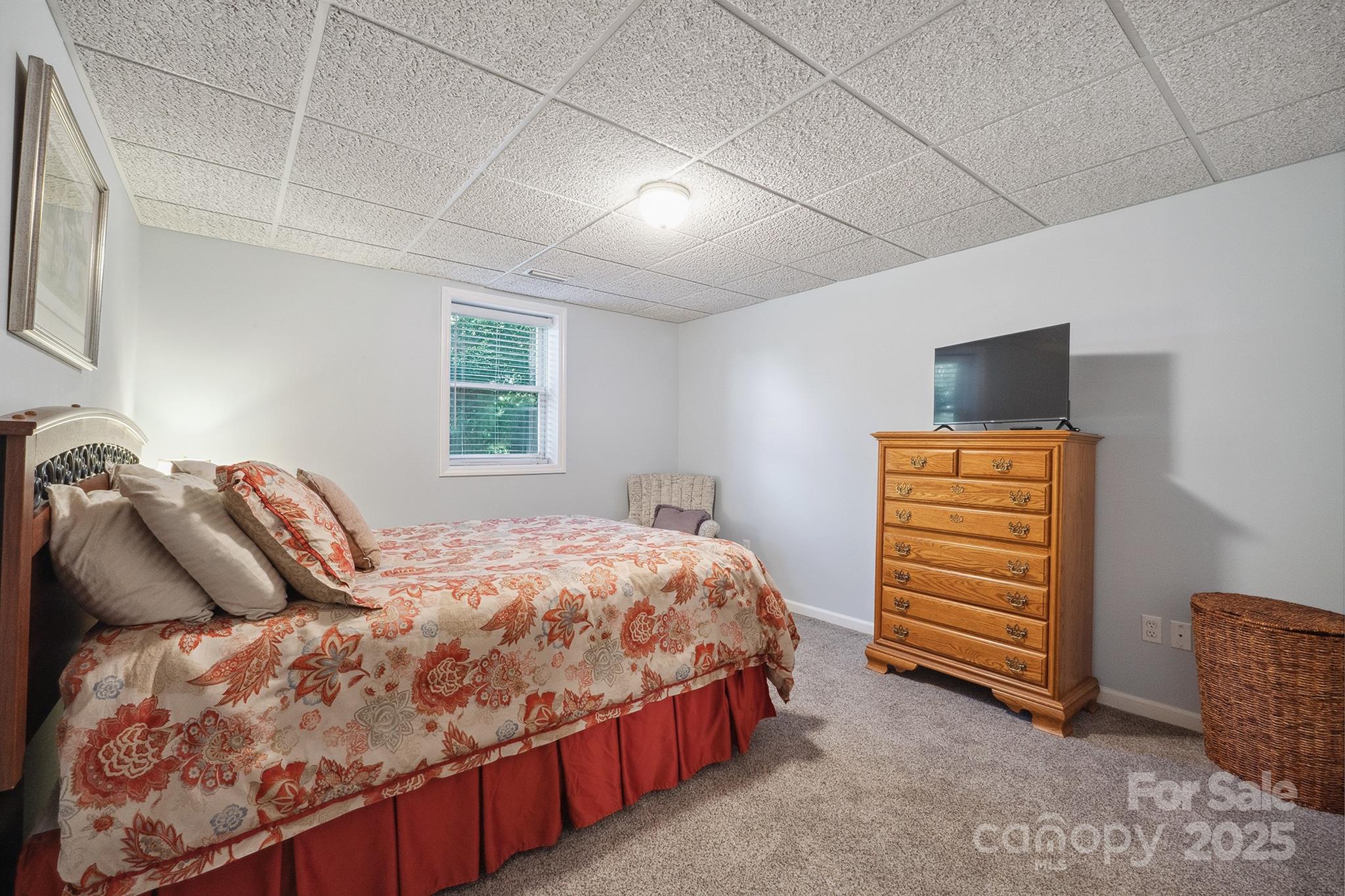 5567 Quail Creek Drive