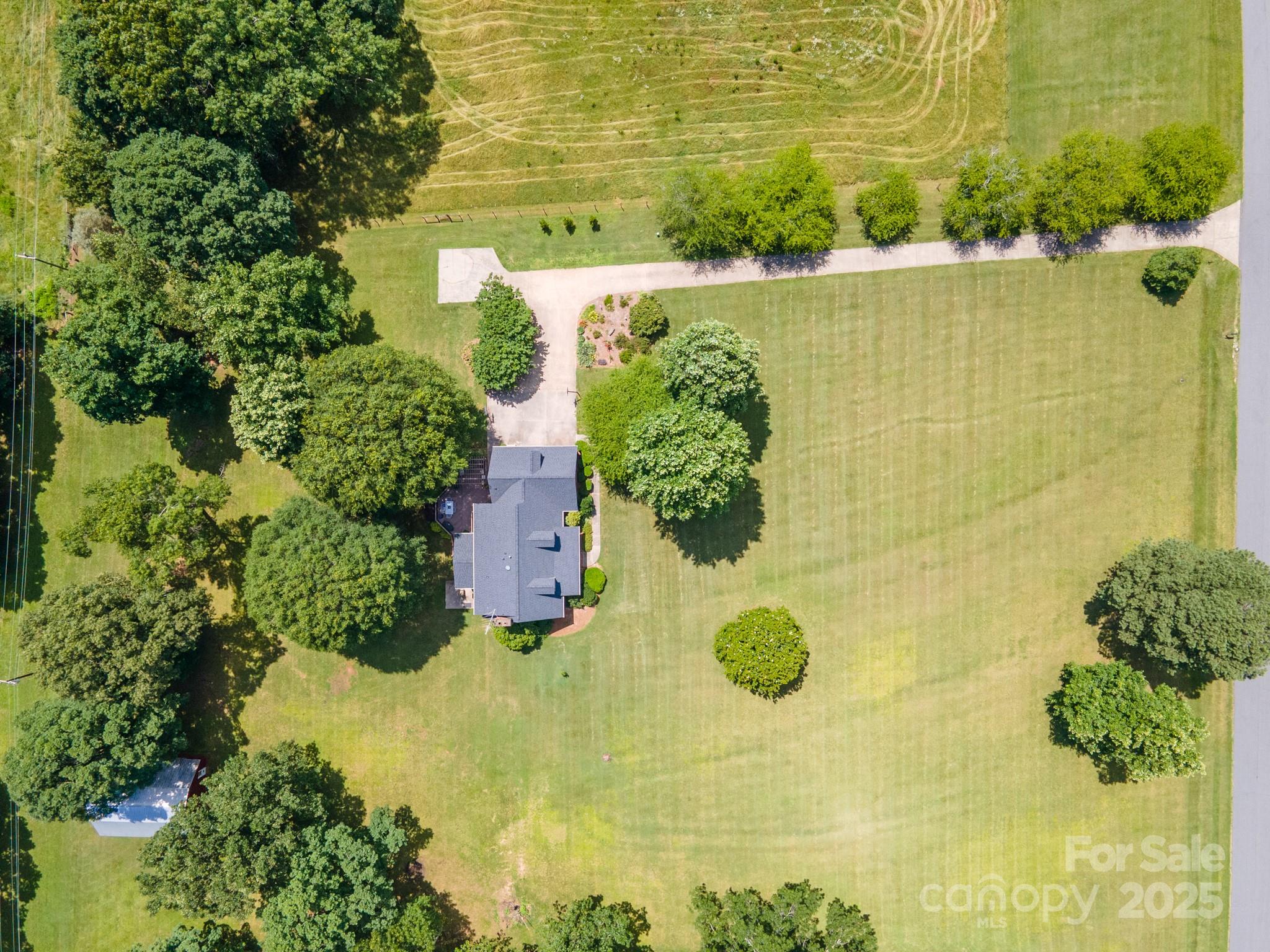 5567 Quail Creek Drive