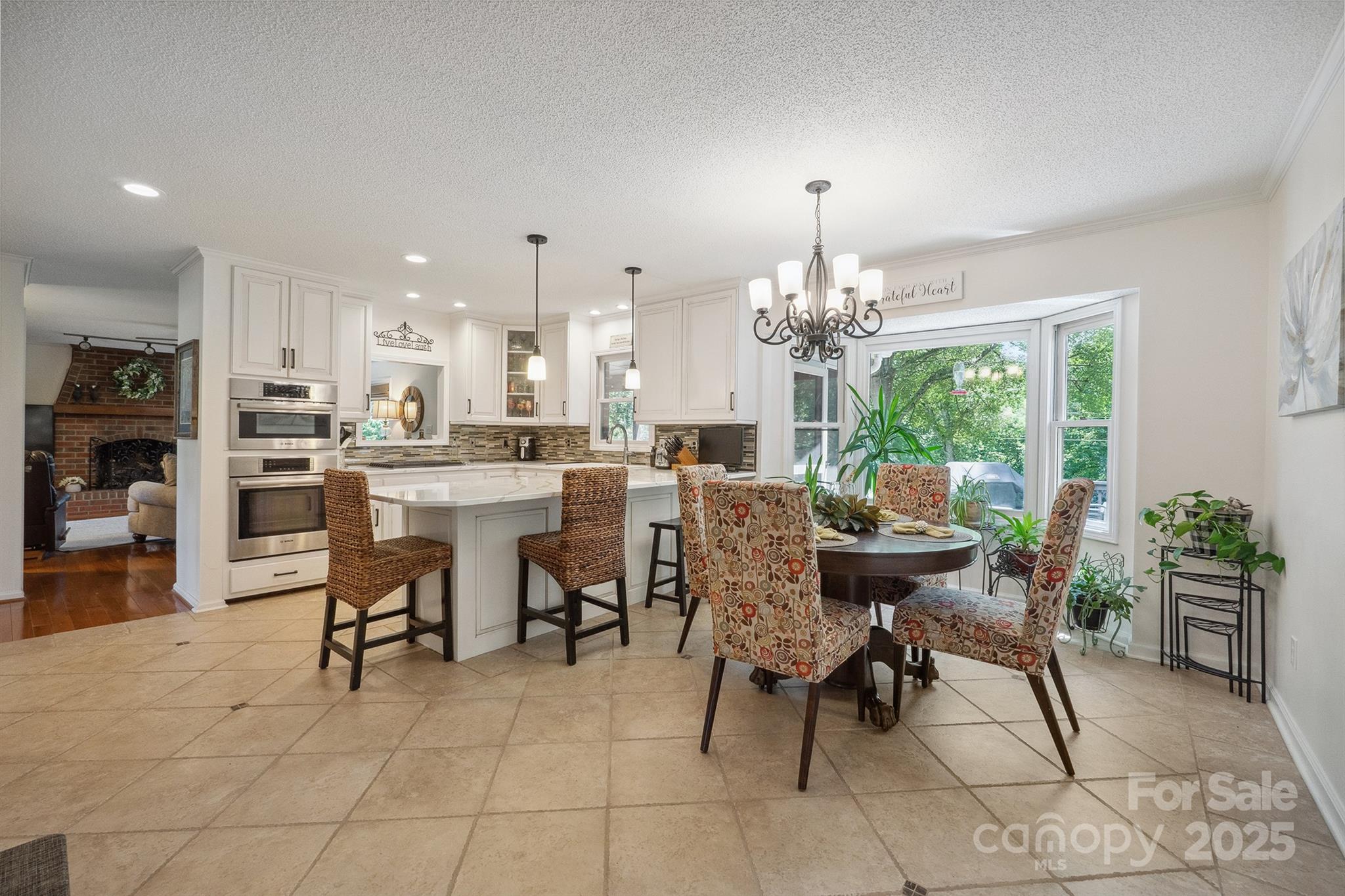 5567 Quail Creek Drive