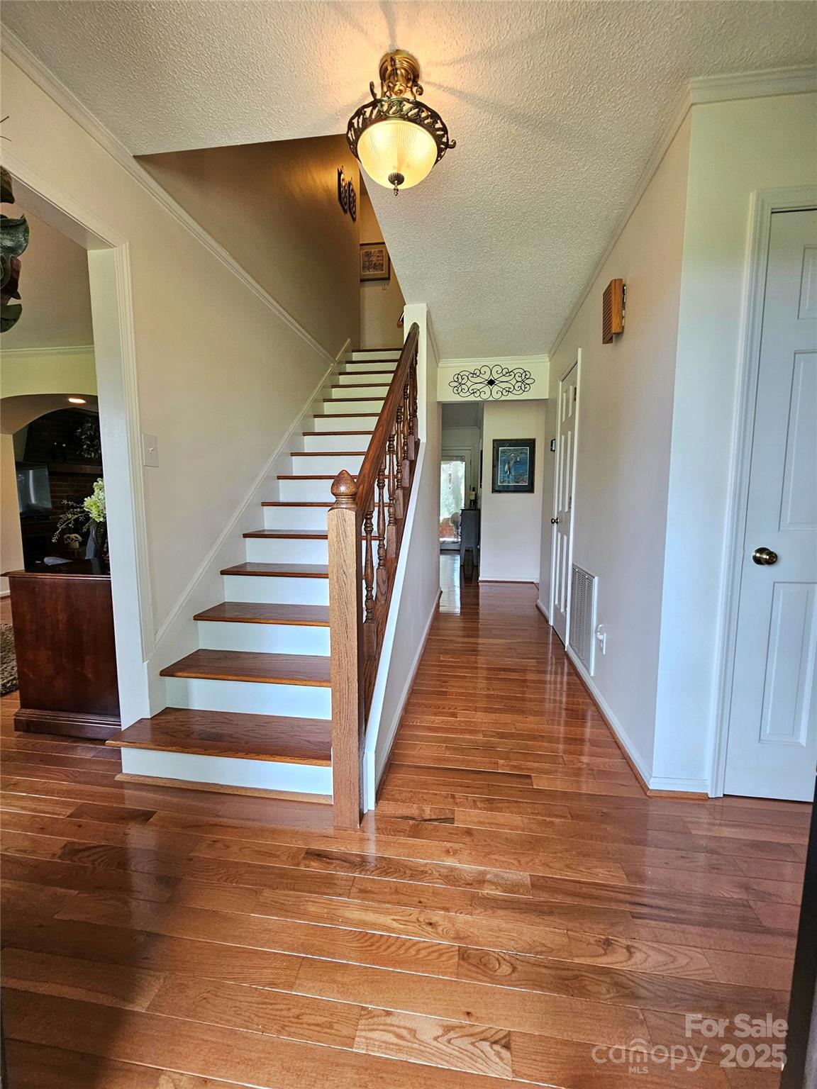 5567 Quail Creek Drive