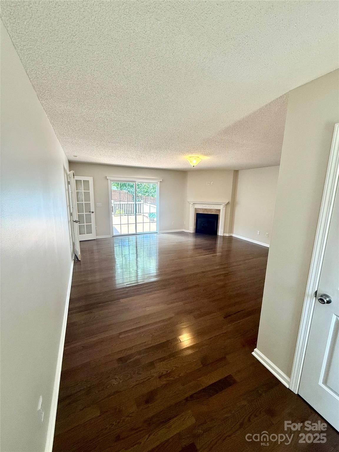 2090 Summerfield Circle