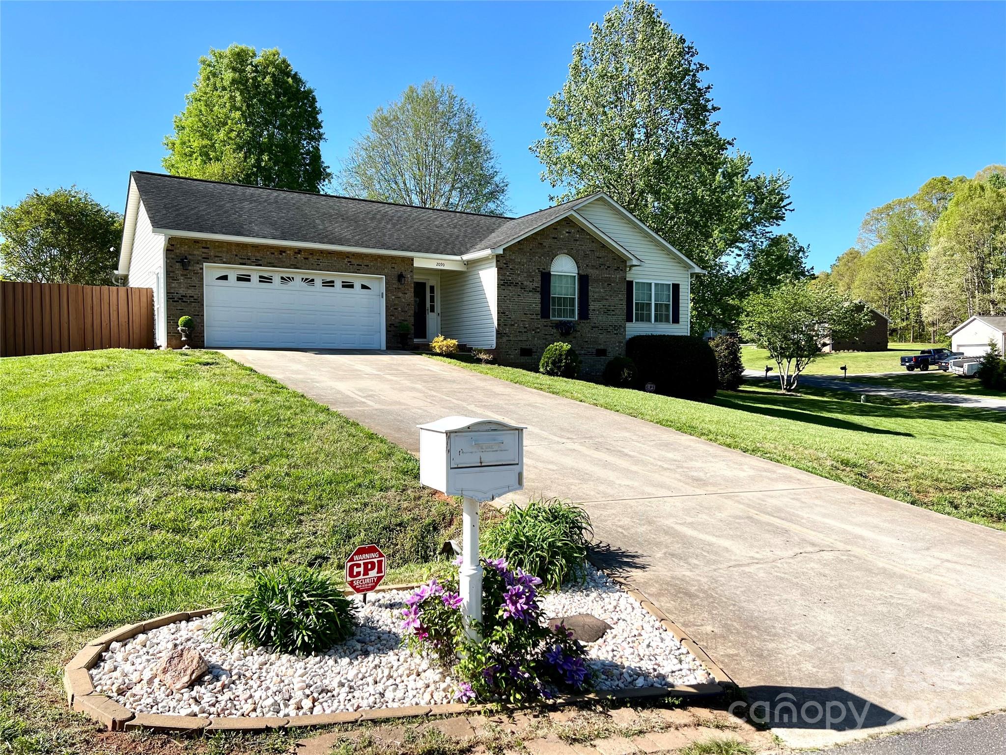 2090 Summerfield Circle