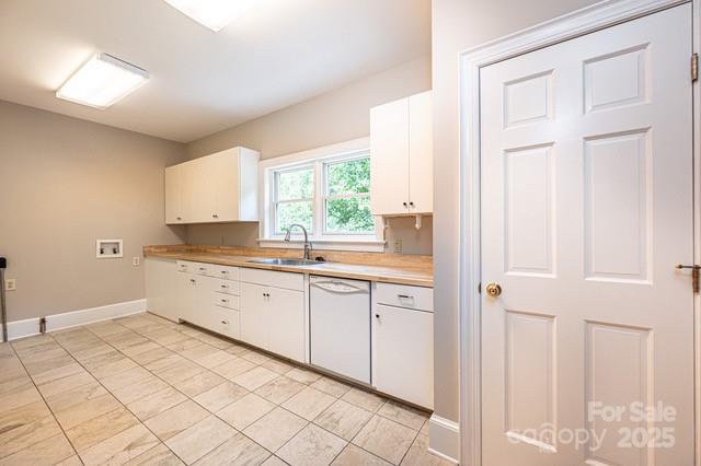 833 36th Avenue Place NW