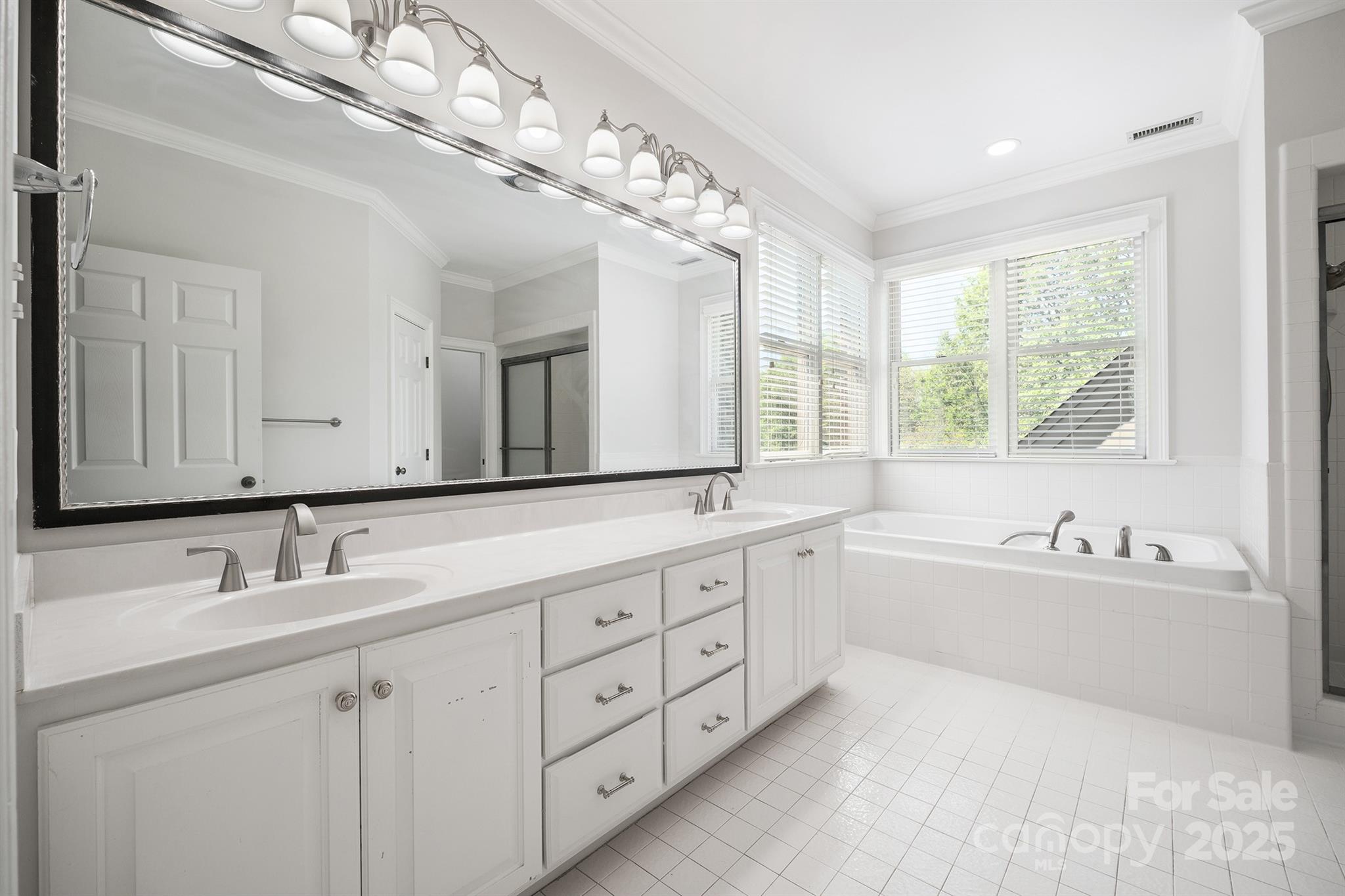 345 41st Avenue Place NW