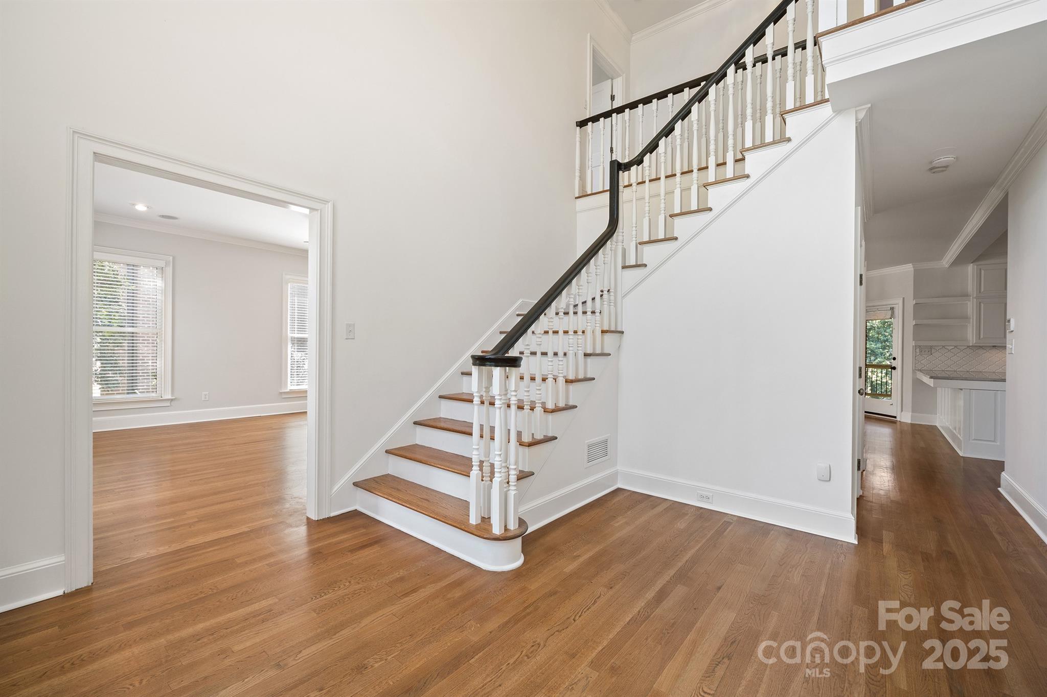 345 41st Avenue Place NW